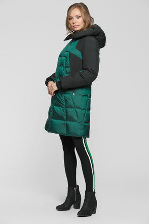 Зимнее пальто с капюшоном DIMMA артикул 2003 цвет зеленый