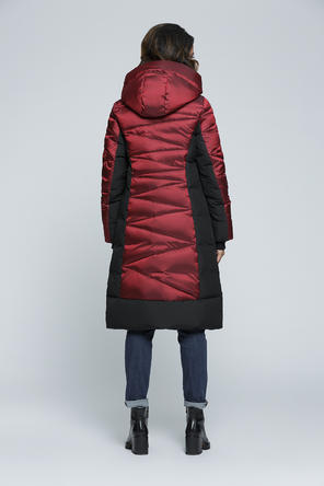 Зимнее пальто с капюшоном DIMMA артикул 1914 цвет бордовый