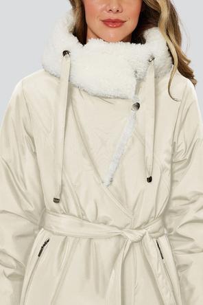 Зимнее пальто с капюшоном Доменика Димма артикул 2308 цвет слоновая кость фото 08